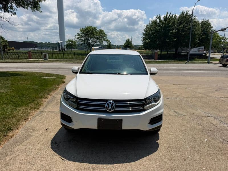 2012 Volkswagen Tiguan LE - Main Image