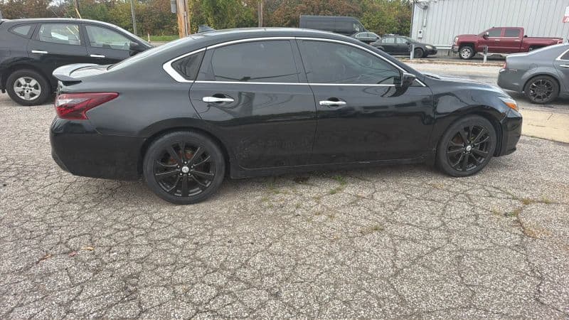 Photo 4 of 2018 Nissan Altima 2.5 SR