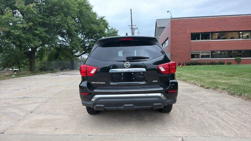 Photo 5 of 2020 Nissan Pathfinder S
