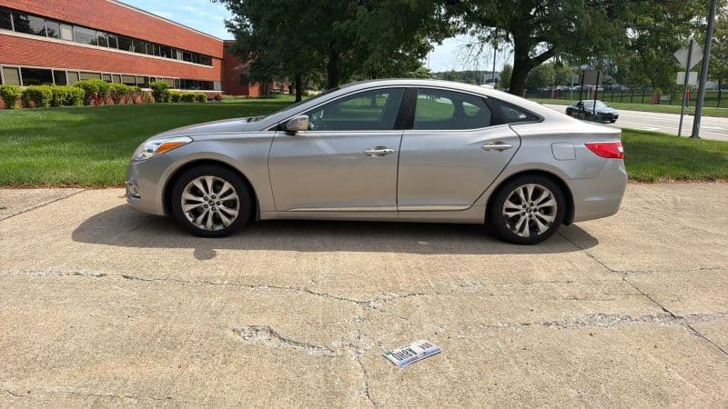 2013 Hyundai Azera Base - Image 3