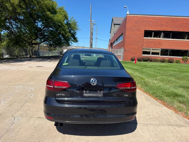 Photo 5 of 2016 Volkswagen Jetta 1.4T S