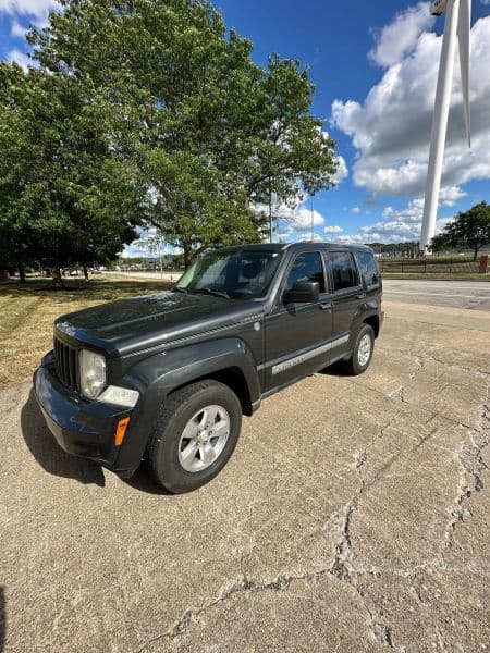 Photo 1 of 2011 Jeep Liberty Sport