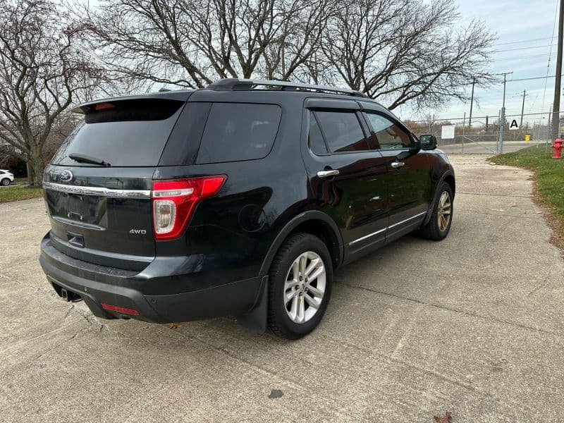 Photo 3 of 2014 Ford Explorer XLT